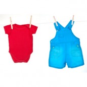 Desenhos para colorir roupas de bebê 01